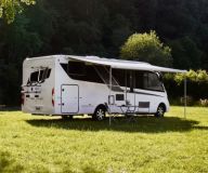 Thule Omnistor 5200 4,00 Tuch Mystic Grau Gehäuse eloxiert